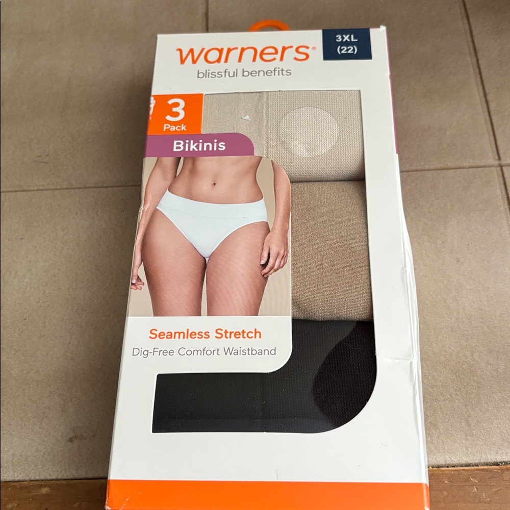 Warner's Seamless Stretch Bikinis in Tan, White, and Black 3XL NWT ⭐️